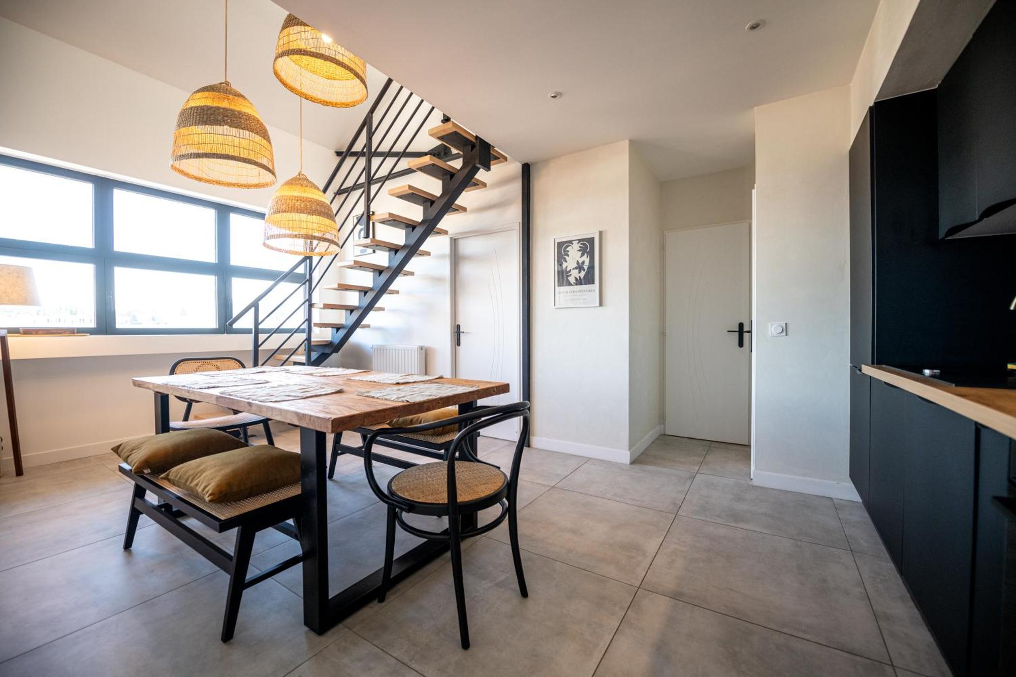 Kasa Madura - Duplex Au Calme Tout Equipe Сент Етиен Екстериор снимка